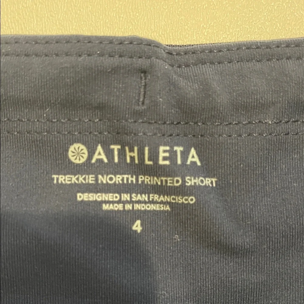 Athleta Black Patterned Trekkie North Printed Running Shorts